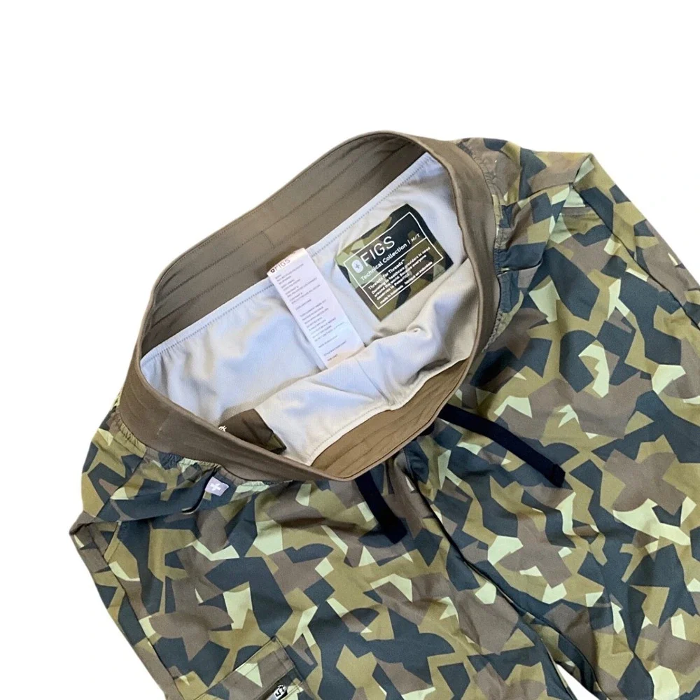 FIGS Zamora Lined Camo‎ Scrub Jogger Pants Women M Cargo Zip Pocket
